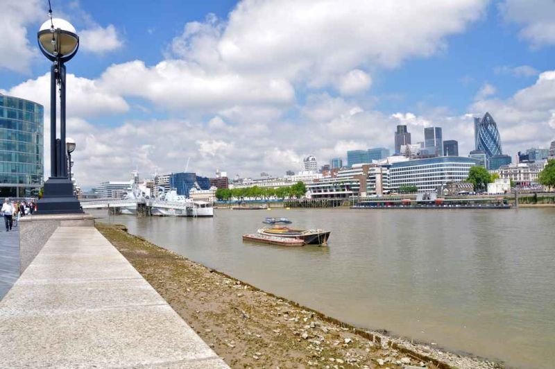 london city hall walk.jpg